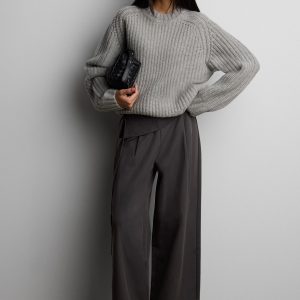 100% WOOL CHUNKY KNIT SWEATER