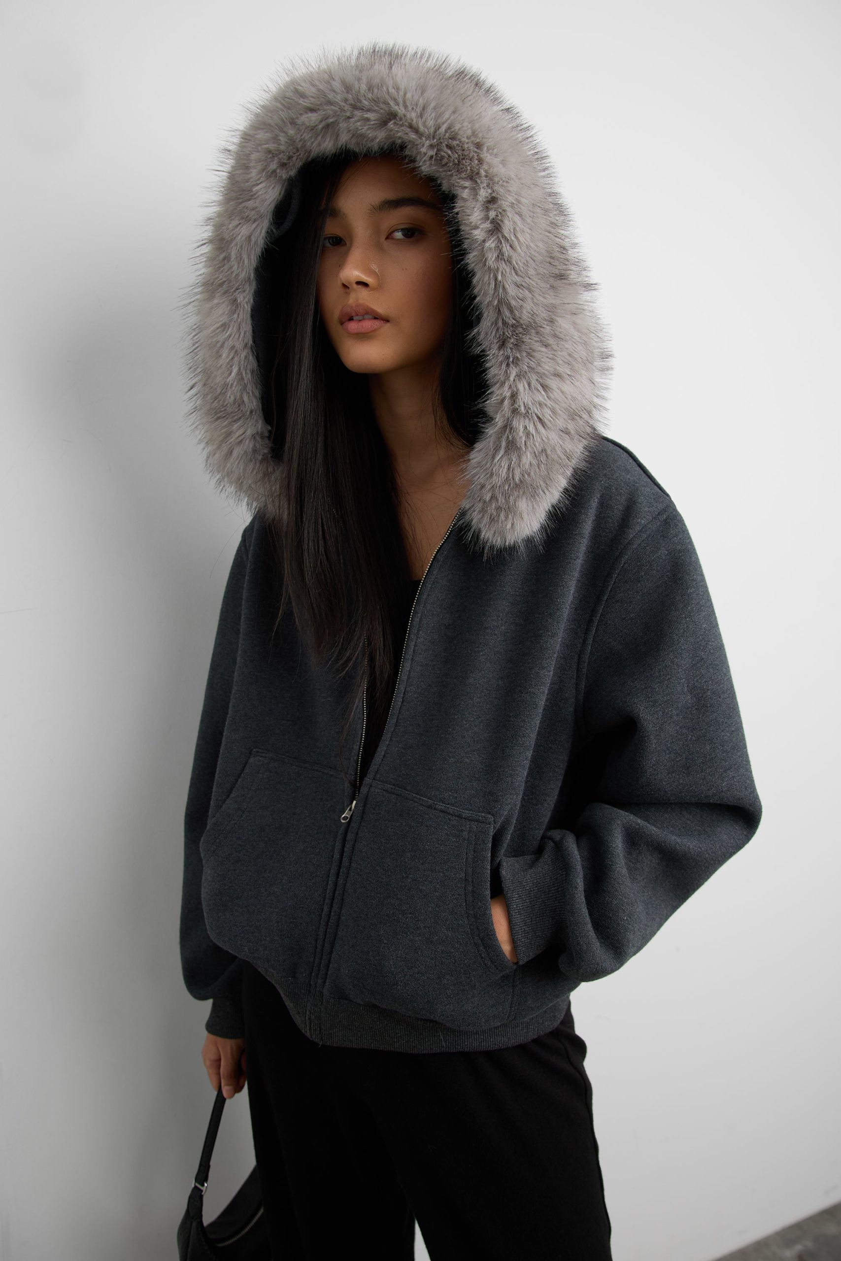 REMOVABLE FAUX FUR HOOD ZIP JACKET